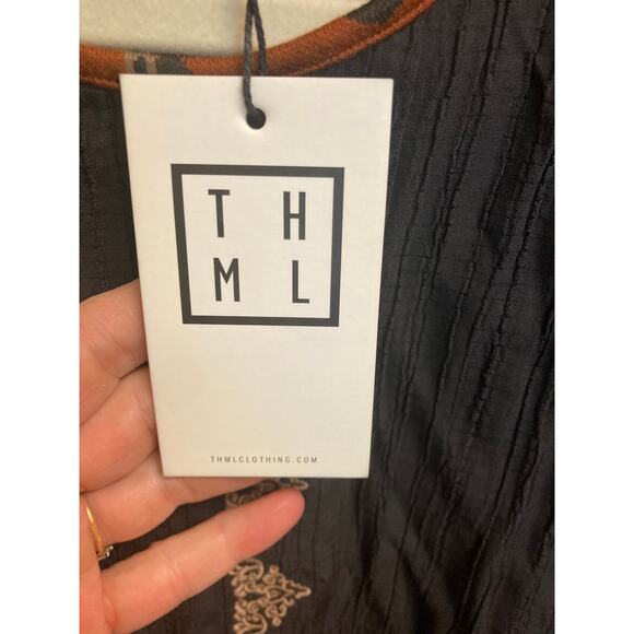 NWT THML Blouse Black & Animal Print Size L - Picture 3 of 10